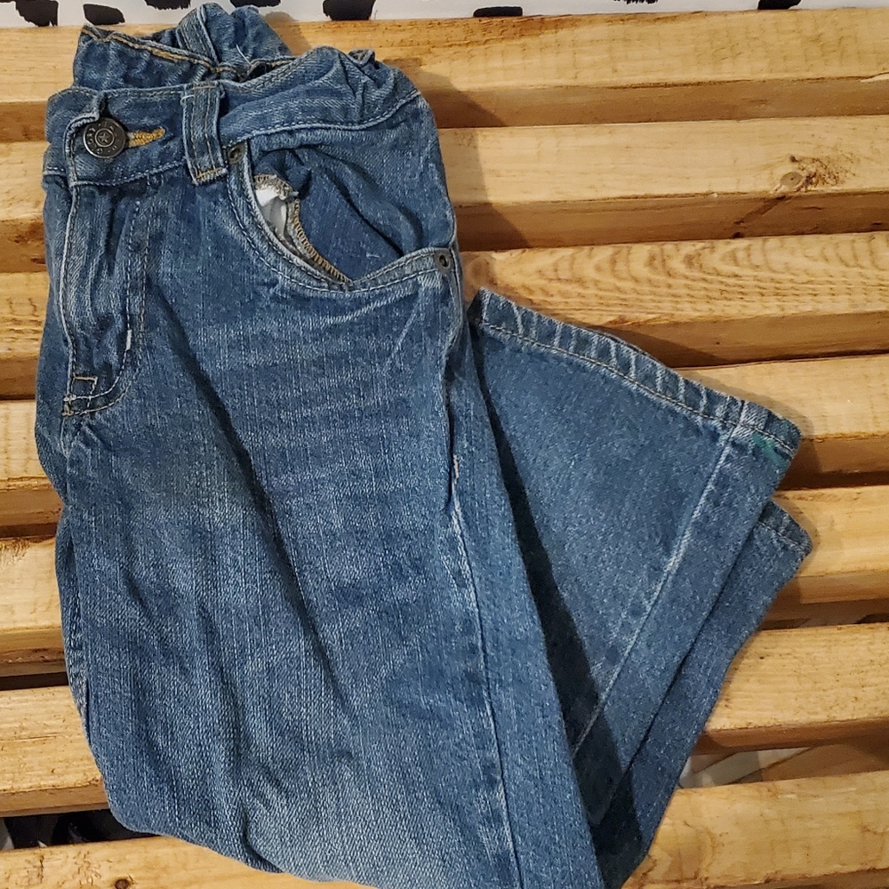 Little boy or girl jeans.